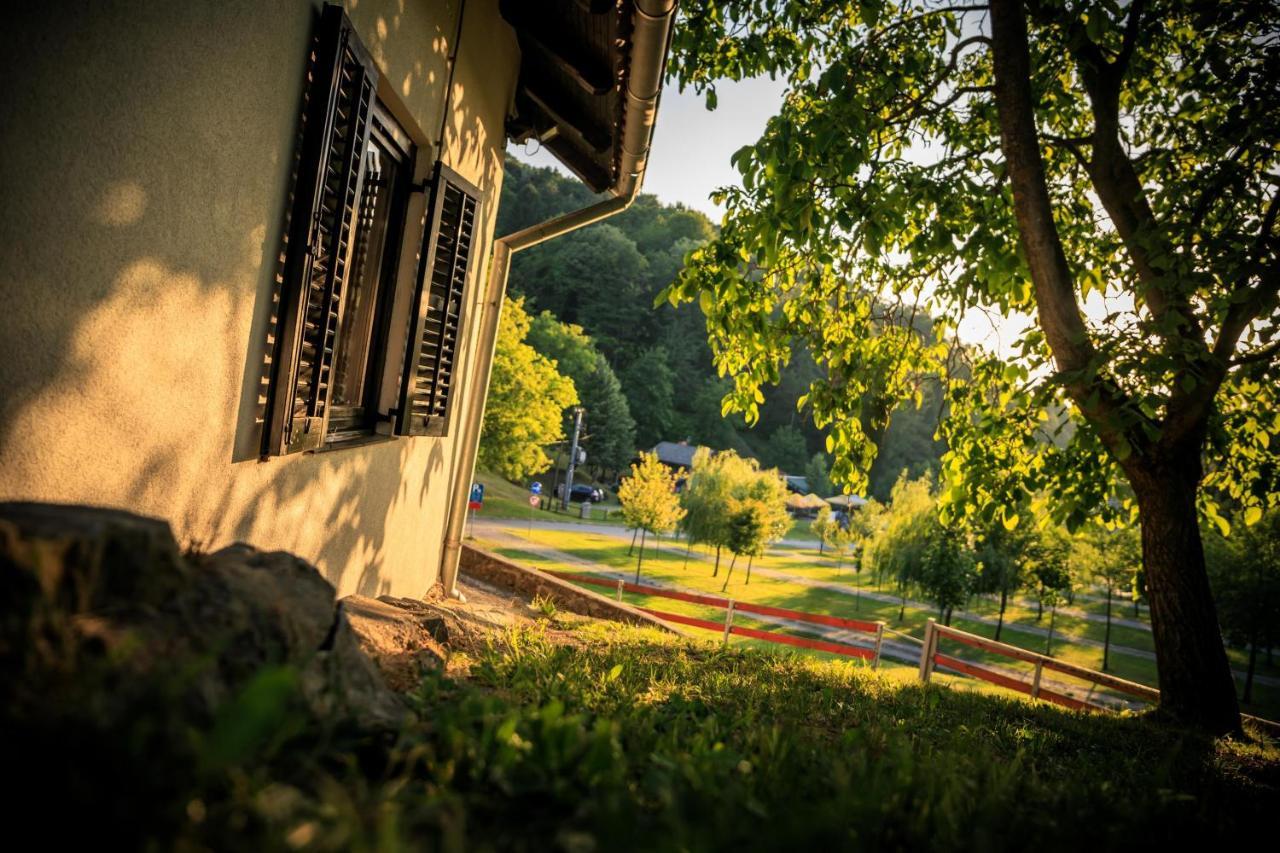 Kuca Za Odmor, Ferienhaus, Holiday Home Rugas Rahonca Kültér fotó