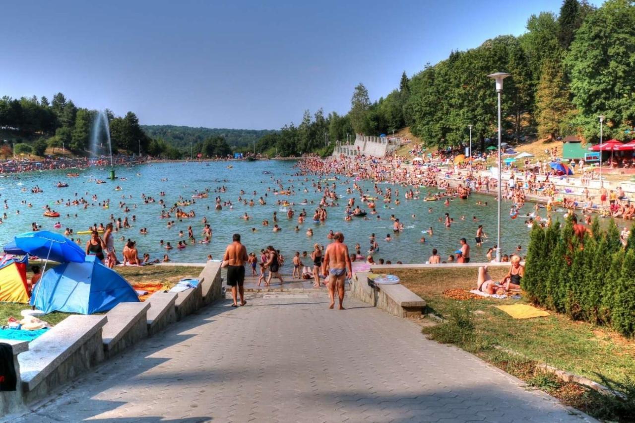 Kuca Za Odmor, Ferienhaus, Holiday Home Rugas Rahonca Kültér fotó