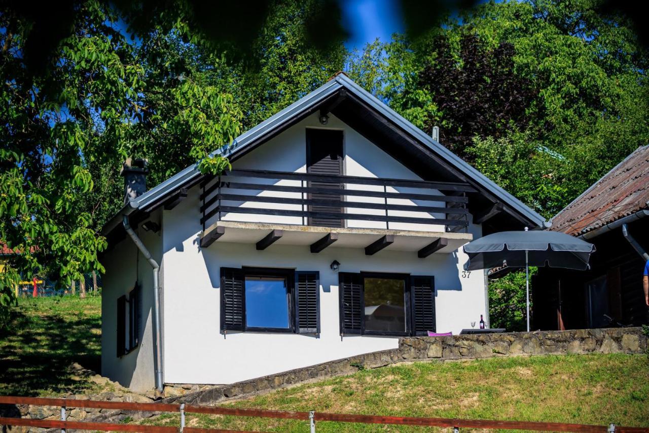 Kuca Za Odmor, Ferienhaus, Holiday Home Rugas Rahonca Kültér fotó