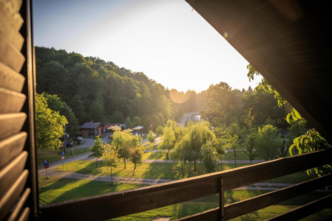 Kuca Za Odmor, Ferienhaus, Holiday Home Rugas Rahonca Kültér fotó